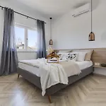 Gala By Interhome